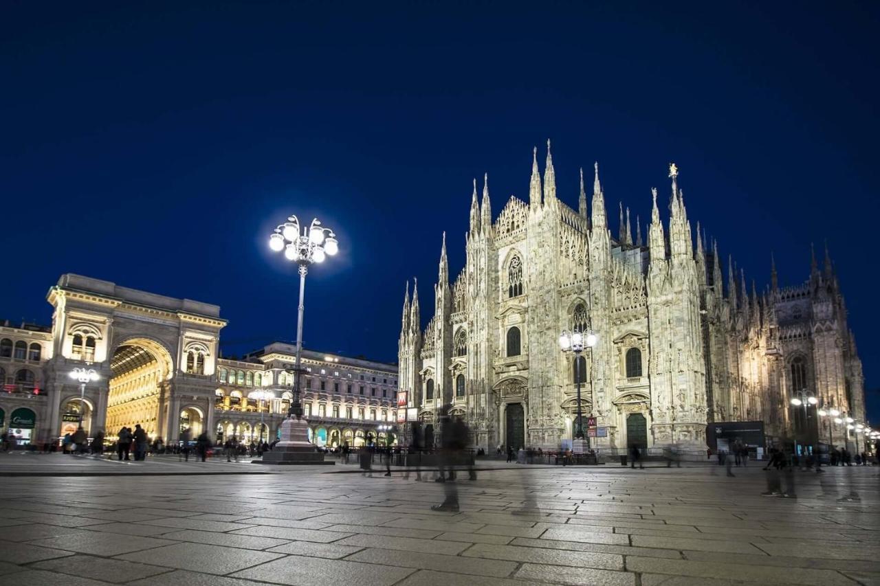 View Luxury Duomo Lägenhet Milano Exteriör bild